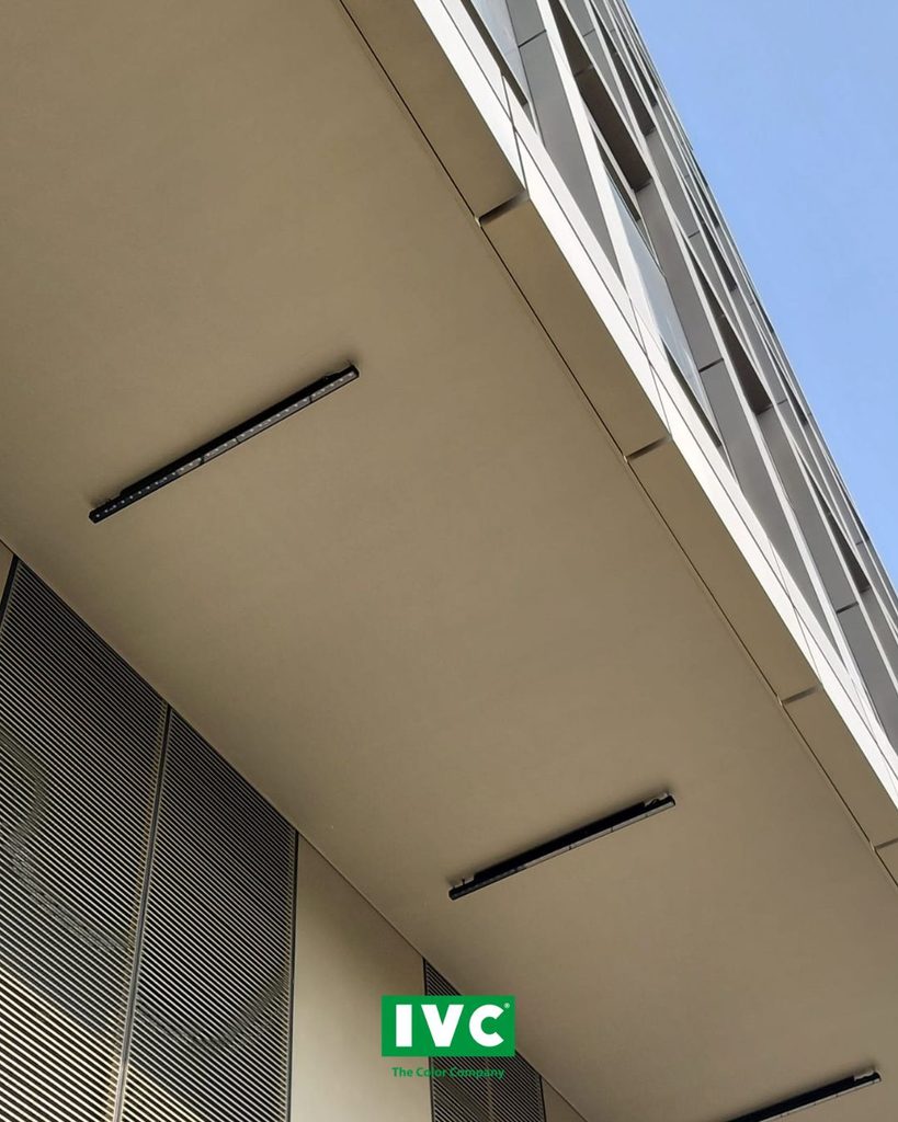 MILANO, GRATTACIELO THETRIS: VALORIZZAZIONE DELLE FACCIATE CON SOLUZIONI AD ALTE PRESTAZIONI 3 2 6